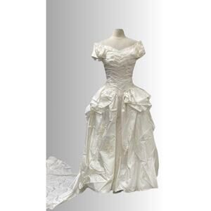 Vintage Victorian Dream: Lizette Creations Off-the-Shoulder Wedding Dress